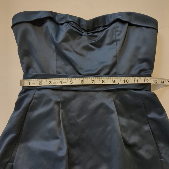 BCBG Maxazria Navy Blue Layered Mini  Strapless Dress , Size 02 - Picture 6 of 8